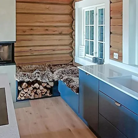 Nice In With House A Mountain View